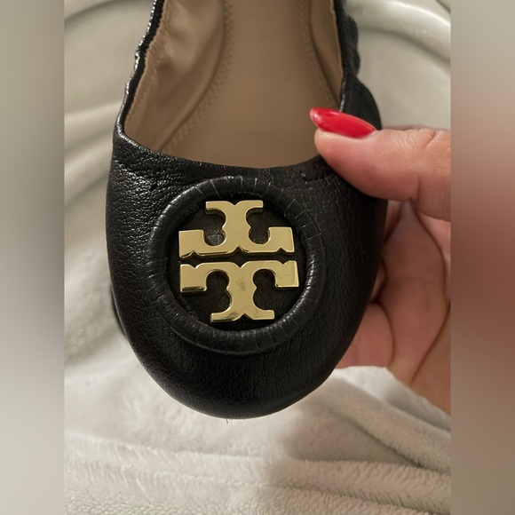 TORY BURCH 'Allie' Black Leather Ballet Flats - Picture 2 of 7